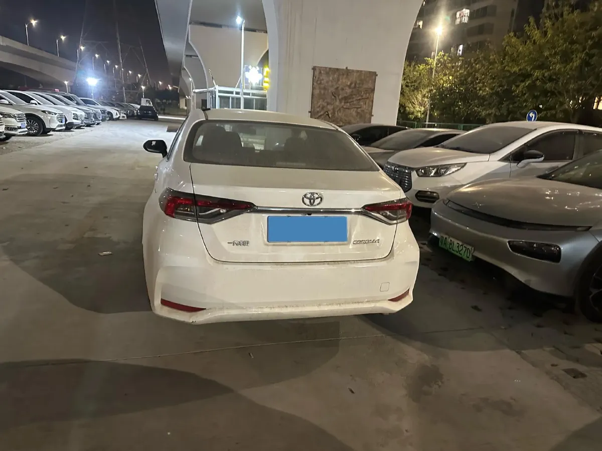 2021 Toyota Corolla 1.5L 121HP L3 CVT,autocango,china used car exporter,china ev exporter,chinese used car exporter,chinese used ev exporter