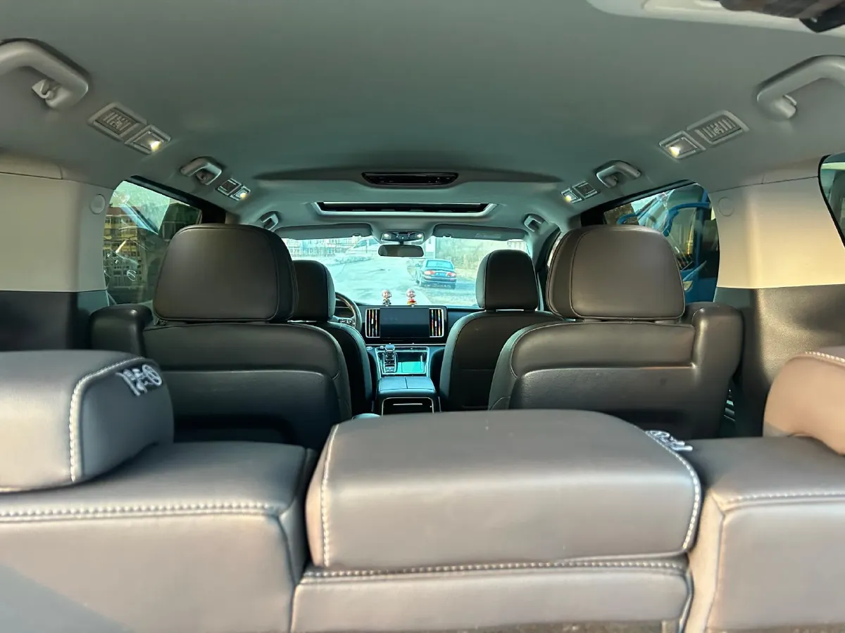 2023 GAC Trumpchi M8 2.0T 252HP L4 8AT,autocango,china used car exporter,china ev exporter,chinese used car exporter,chinese used ev exporter