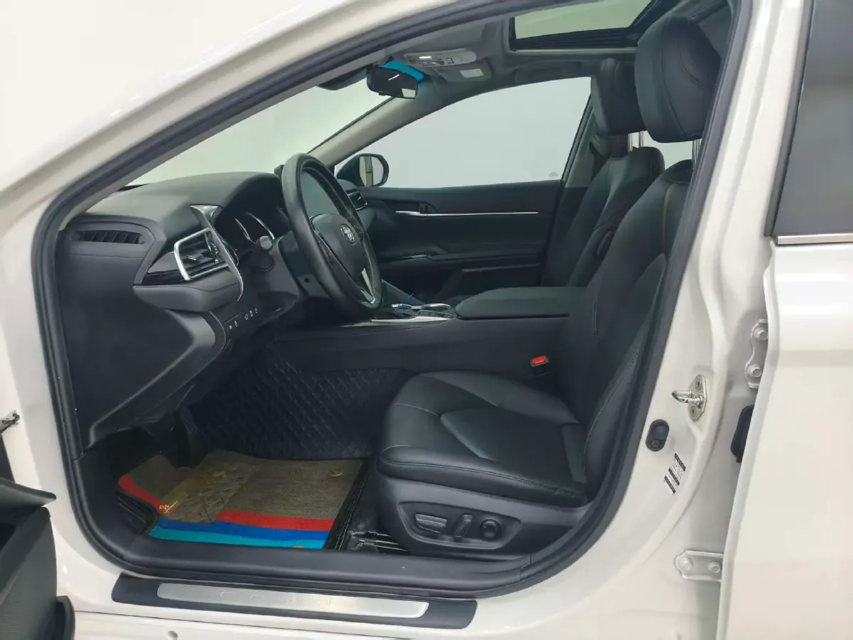 2021 Toyota Camry 2.0L 178HP L4 CVT,autocango,china used car exporter,china ev exporter,chinese used car exporter,chinese used ev exporter