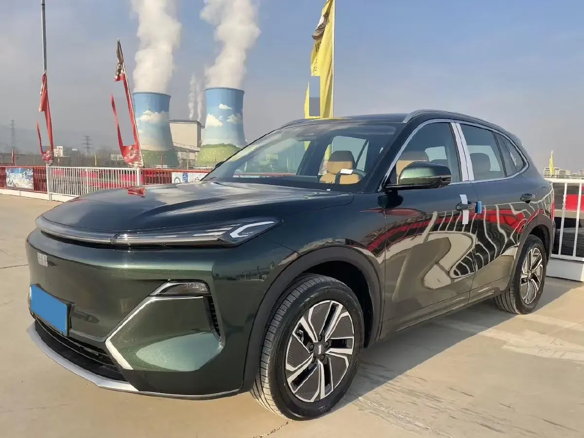 2025 BYD Sea Lion 05 DM-i 1.5L 101HP L4 E-CVT PHEV 18.3KWH