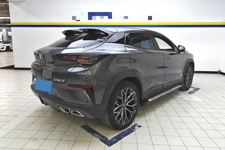 2022 ChangAn UNI-T 1.5T 188HP L4 7DCT,autocango,china used car exporter,china ev exporter,chinese used car exporter,chinese used ev exporter