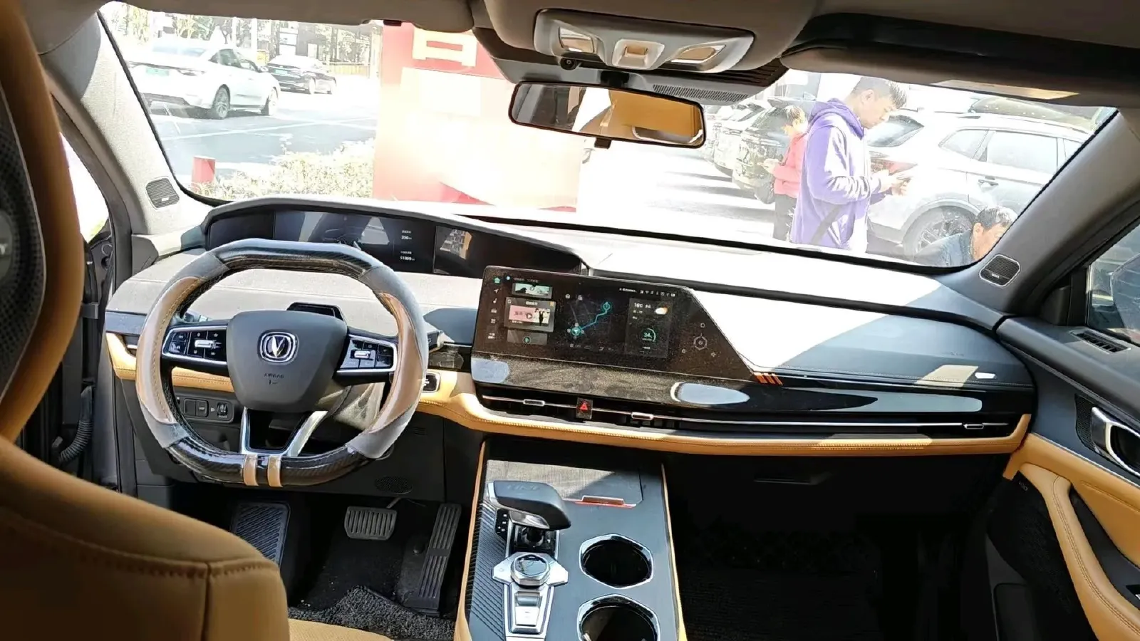 2021 ChangAn UNI-K 2.0T 233HP L4 8AT,autocango,china used car exporter,china ev exporter,chinese used car exporter,chinese used ev exporter