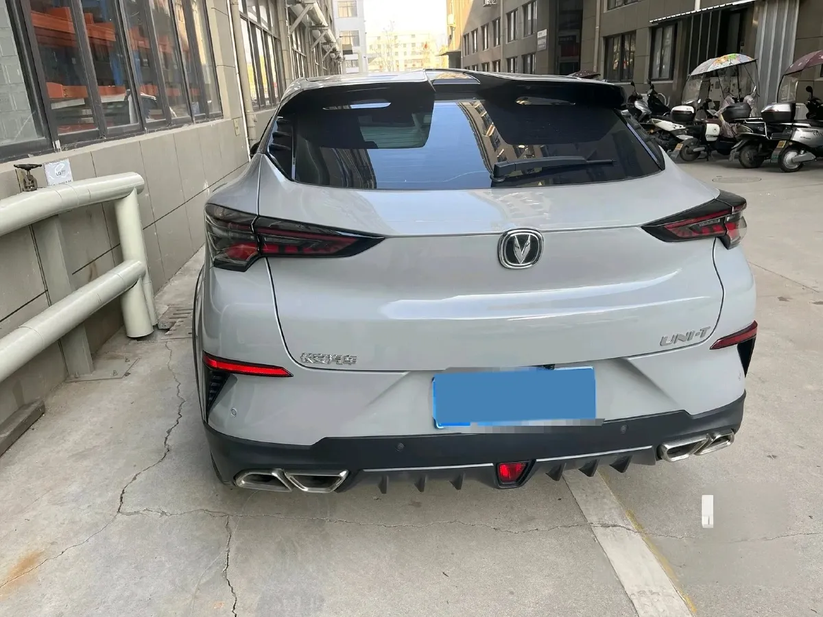 2020 ChangAn UNI-T 1.5T 180HP L4 7DCT,autocango,china used car exporter,china ev exporter,chinese used car exporter,chinese used ev exporter
