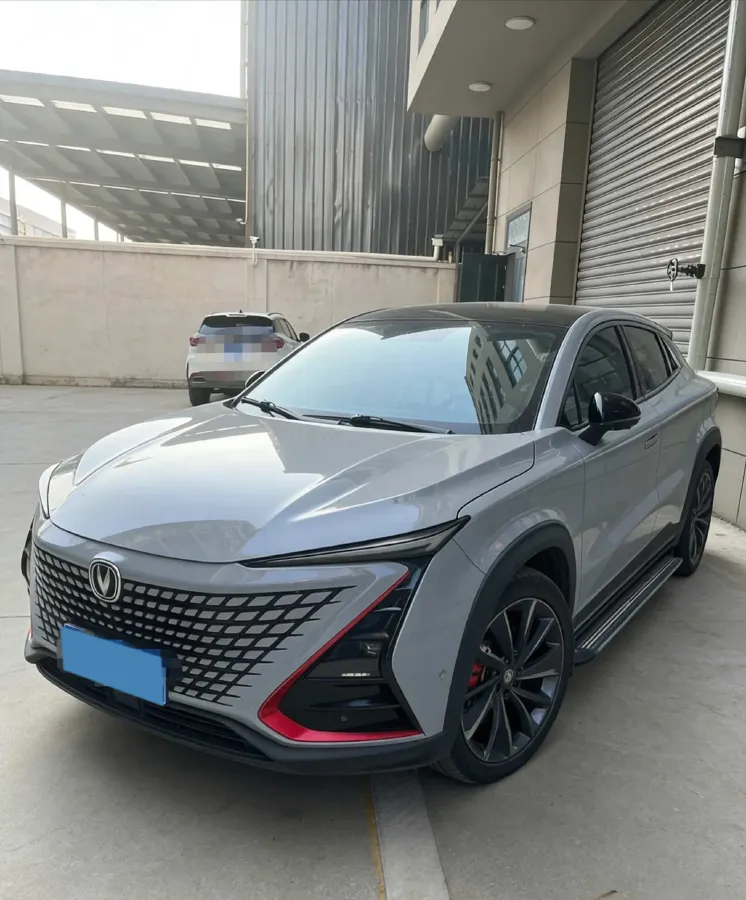 2020 ChangAn UNI-T 1.5T 180HP L4 7DCT,autocango,china used car exporter,china ev exporter,chinese used car exporter,chinese used ev exporter