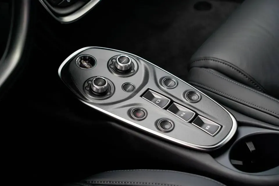 2019 Lorinser MAYBACH S Class 3.0T 367HP V6 9AT,autocango,china used car exporter,china ev exporter,chinese used car exporter,chinese used ev exporter