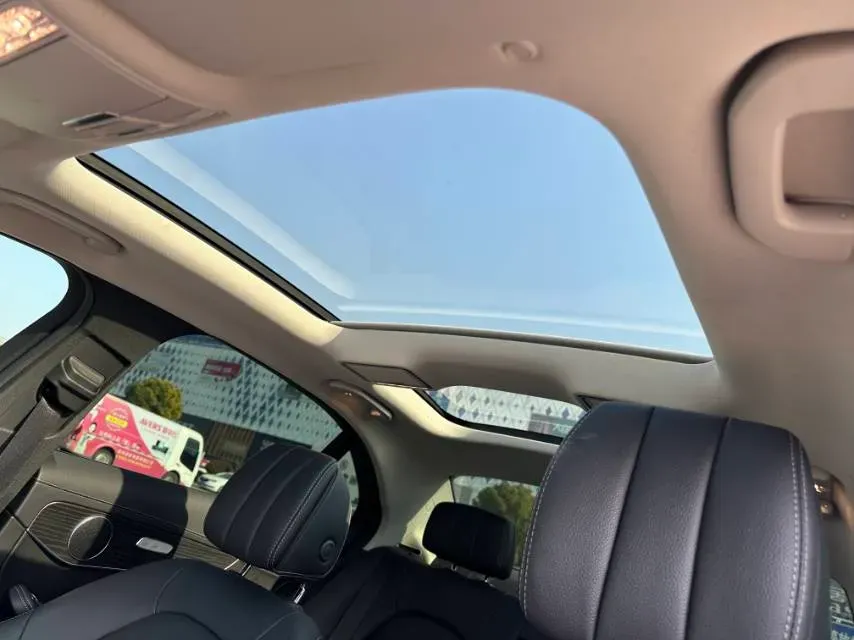 2021 Mercedes-Benz C Class 1.5T 156HP L4 9AT,autocango,china used car exporter,china ev exporter,chinese used car exporter,chinese used ev exporter