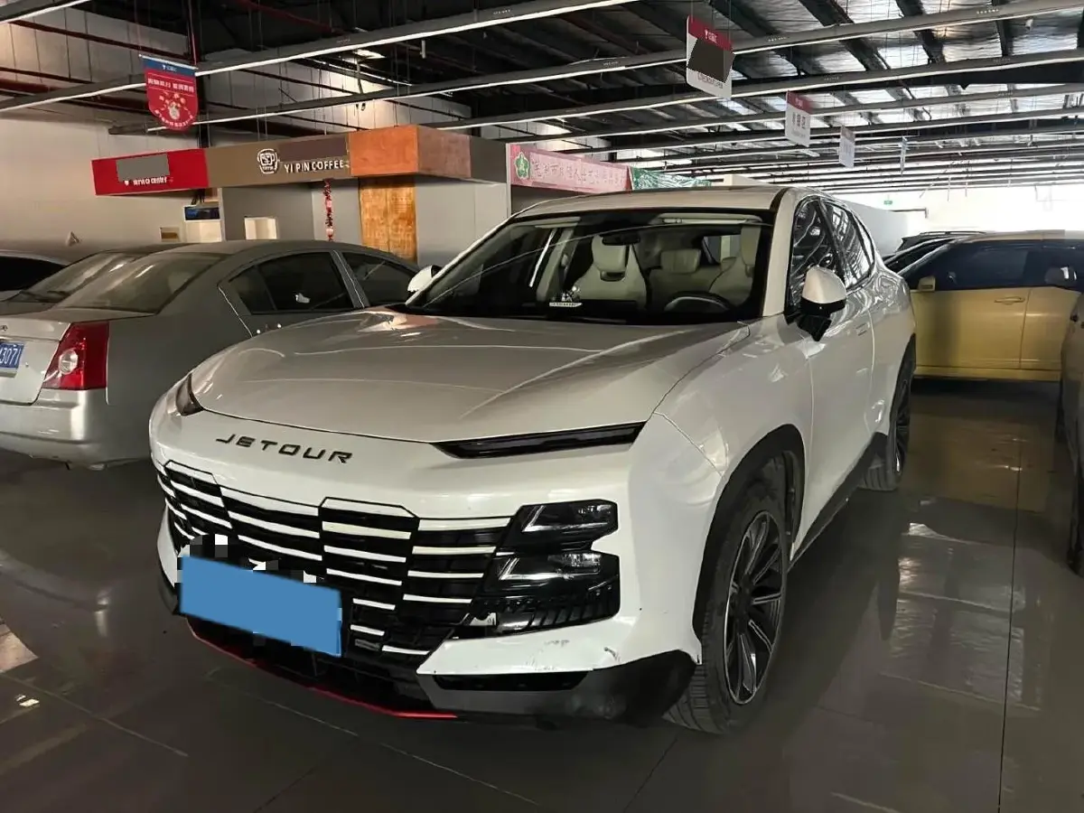 2022 Jetour DASHING 1.6T 197HP L4 7DCT