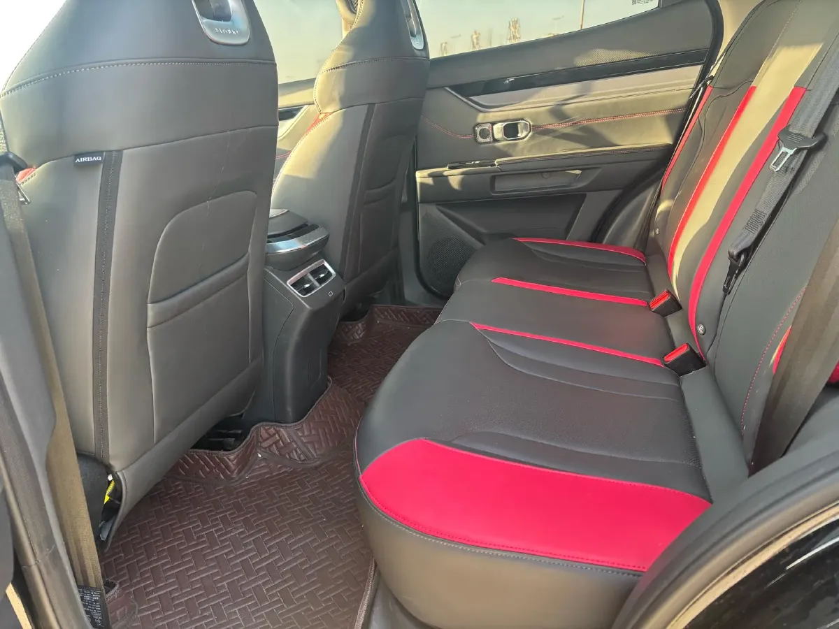 2024 Jetour DASHING 1.6T 197HP L4 7DCT,autocango,china used car exporter,china ev exporter,chinese used car exporter,chinese used ev exporter