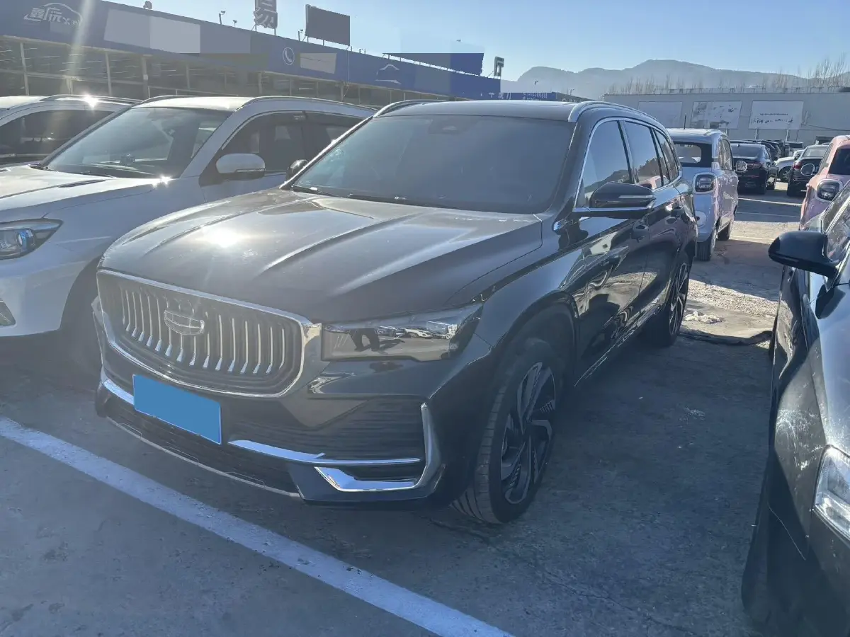 2021 Geely Monjaro 2.0T 238HP L4 8AT