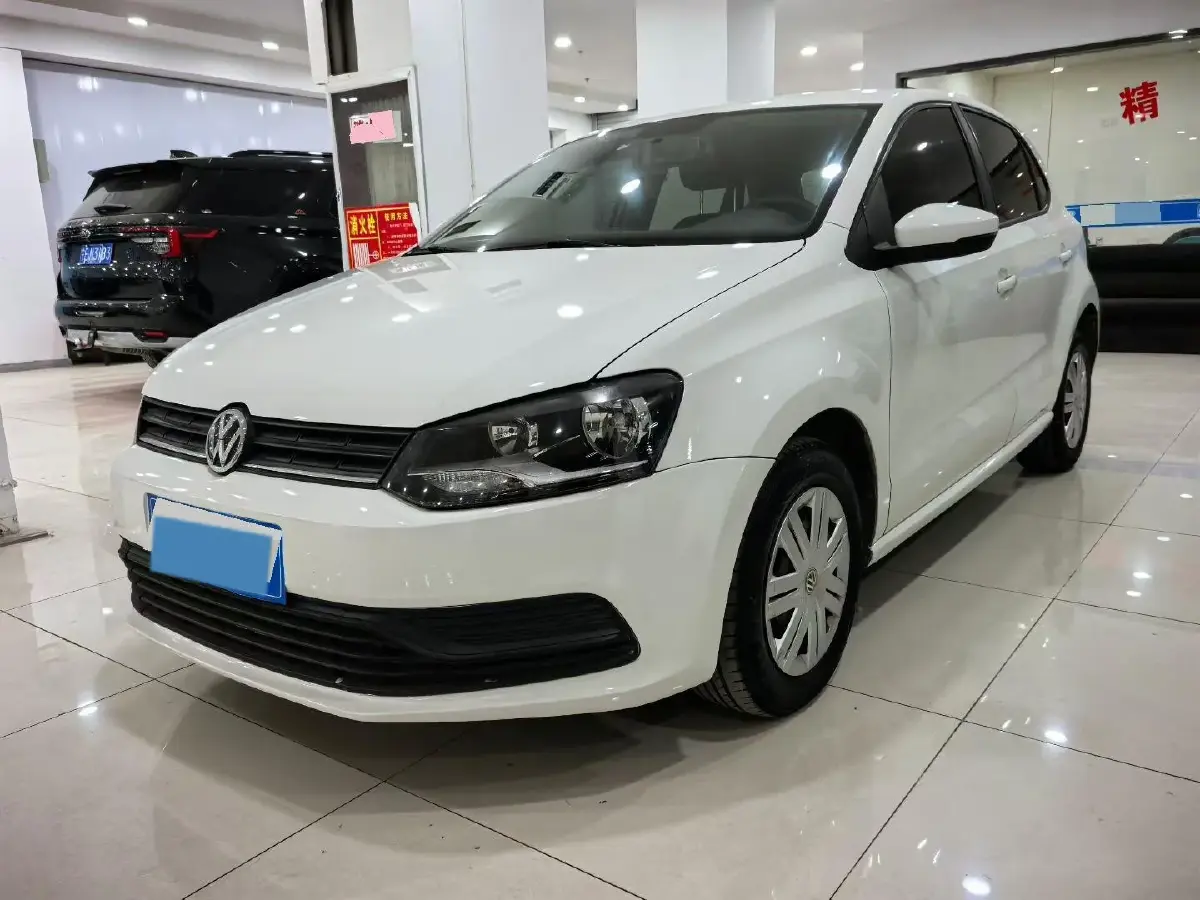 2016 Volkswagen Polo 1.4L 90HP L4 6AT