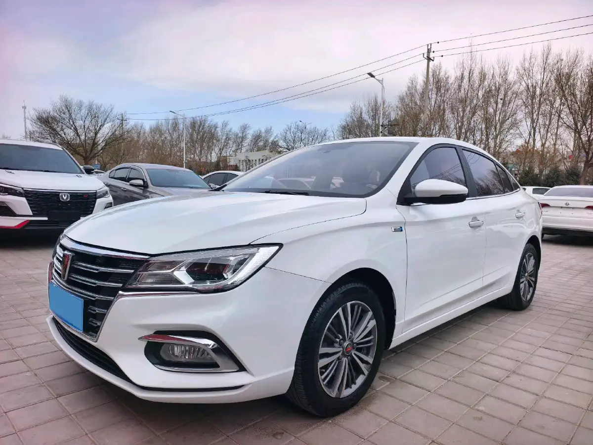 2019 Roewe i5 1.5L 120HP L4 CVT