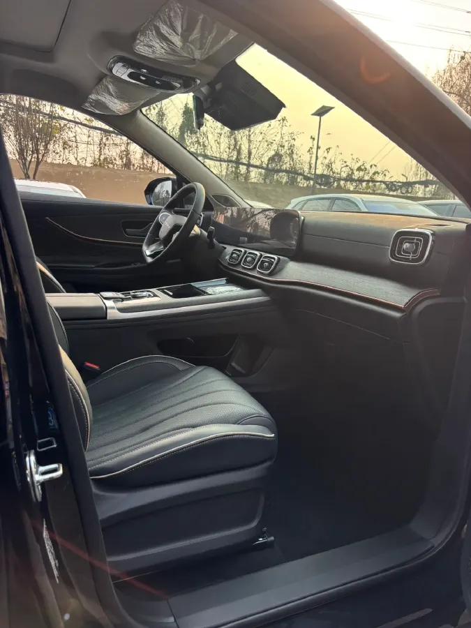 2023 Chery Tiggo 9 2.0T 261HP L4 7DCT,autocango,china used car exporter,china ev exporter,chinese used car exporter,chinese used ev exporter