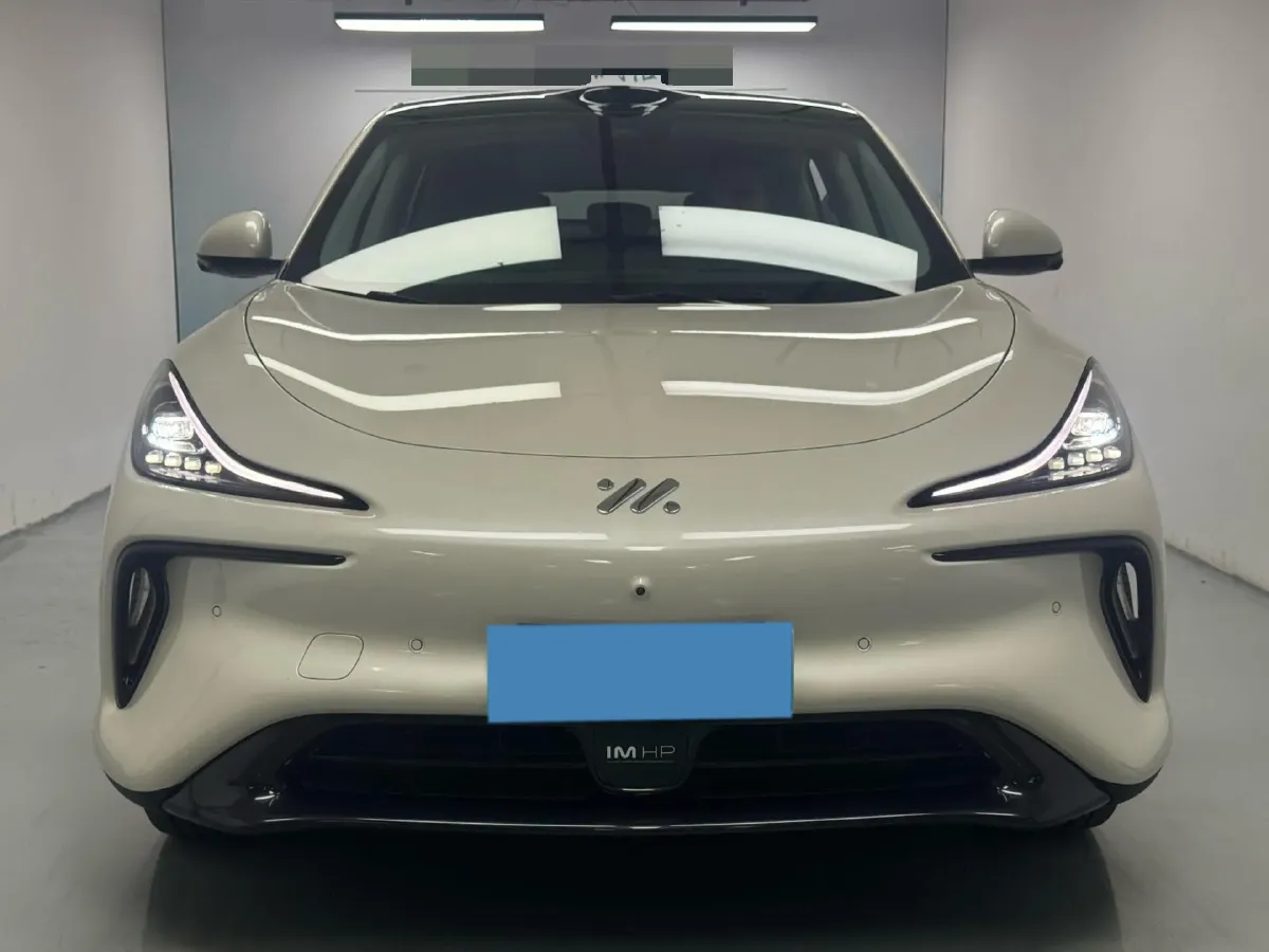 2023 IM LS6 BEV 71KWH,autocango,china used car exporter,china ev exporter,chinese used car exporter,chinese used ev exporter