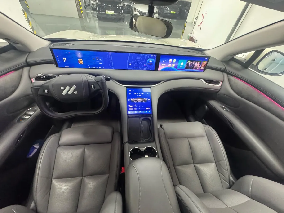 2023 IM LS6 BEV 71KWH,autocango,china used car exporter,china ev exporter,chinese used car exporter,chinese used ev exporter