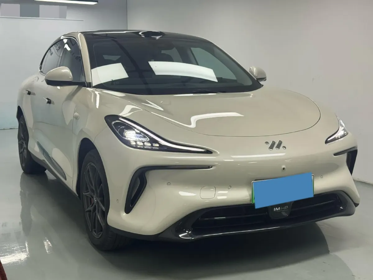 2023 IM LS6 BEV 71KWH,autocango,china used car exporter,china ev exporter,chinese used car exporter,chinese used ev exporter