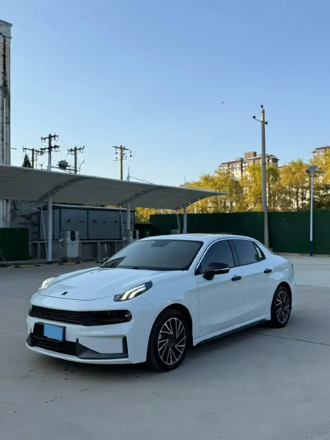 2021 LYNK&CO 03 2.0T 190HP L4 6AT