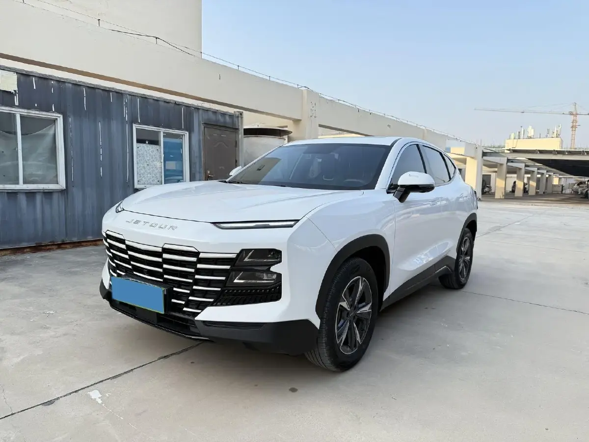 2023 Jetour DASHING 1.5T 156HP L4 6DCT