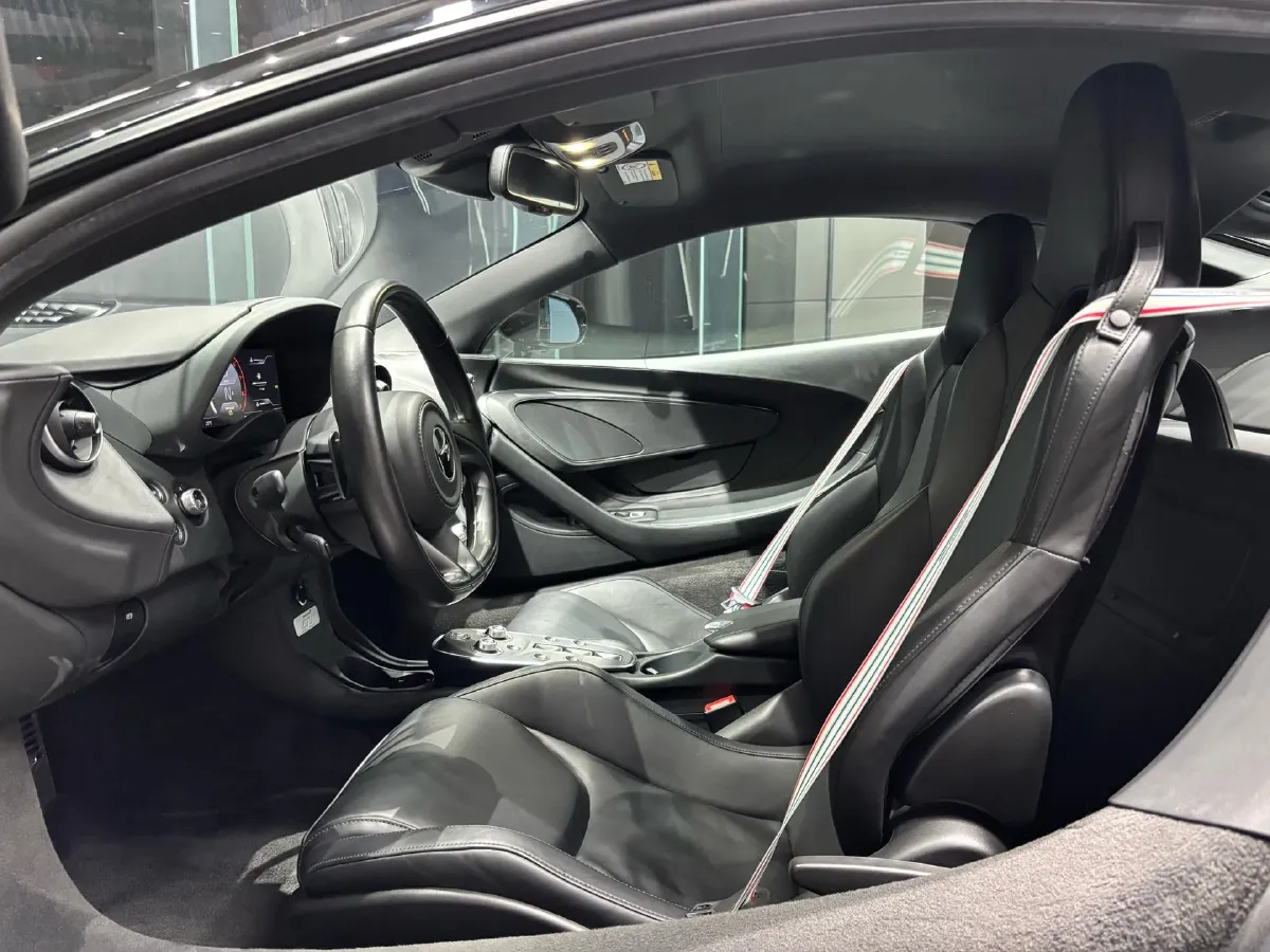 2019 Lorinser MAYBACH S Class 3.0T 367HP V6 9AT,autocango,china used car exporter,china ev exporter,chinese used car exporter,chinese used ev exporter