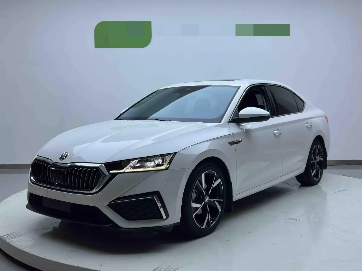 2022 Skoda Octavia 1.4T 150HP L4 7DCT