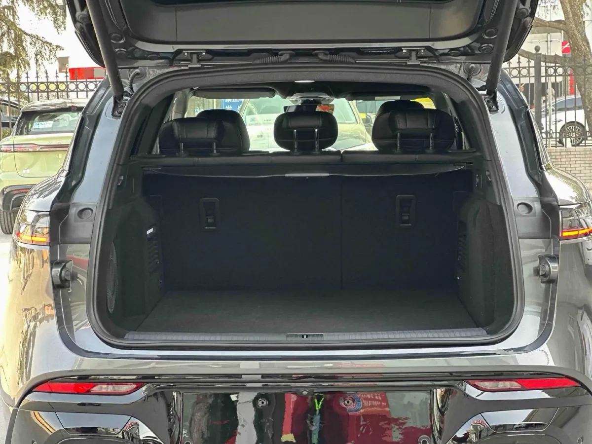 2025 Voyah FREE 1.5T 150HP L4 REEV 43KWH,autocango,china used car exporter,china ev exporter,chinese used car exporter,chinese used ev exporter