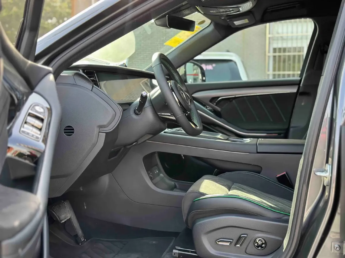 2025 Voyah FREE 1.5T 150HP L4 REEV 43KWH,autocango,china used car exporter,china ev exporter,chinese used car exporter,chinese used ev exporter