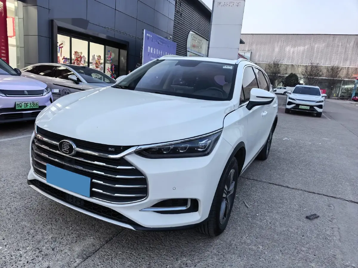2018 BYD Tang 2.0T 205HP L4 6AT