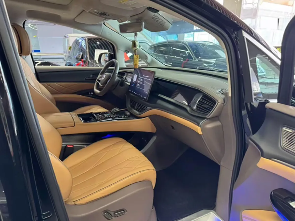 2022 HongQi HS7 3.0T 337HP V6 8AT,autocango,china used car exporter,china ev exporter,chinese used car exporter,chinese used ev exporter