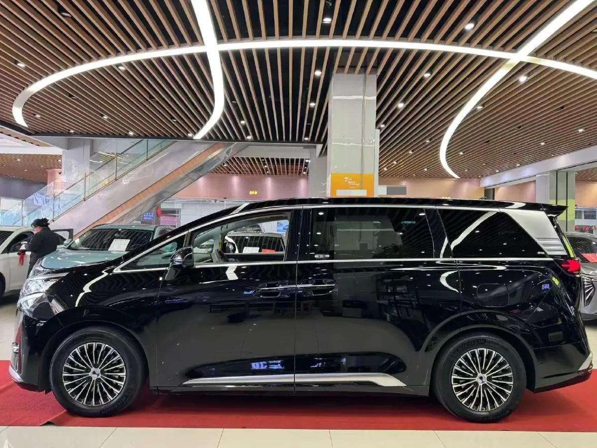 2022 HongQi HS7 3.0T 337HP V6 8AT,autocango,china used car exporter,china ev exporter,chinese used car exporter,chinese used ev exporter