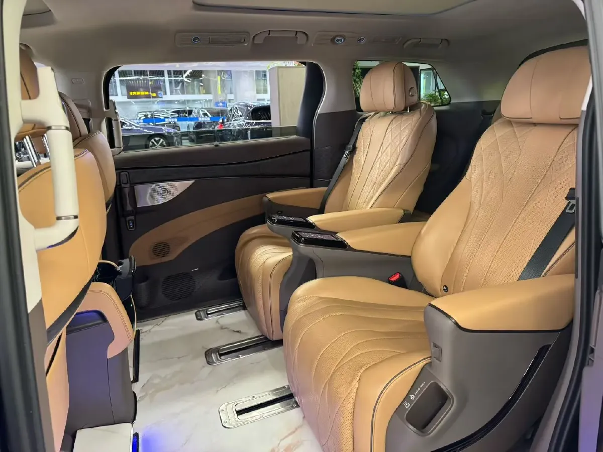 2022 HongQi HS7 3.0T 337HP V6 8AT,autocango,china used car exporter,china ev exporter,chinese used car exporter,chinese used ev exporter