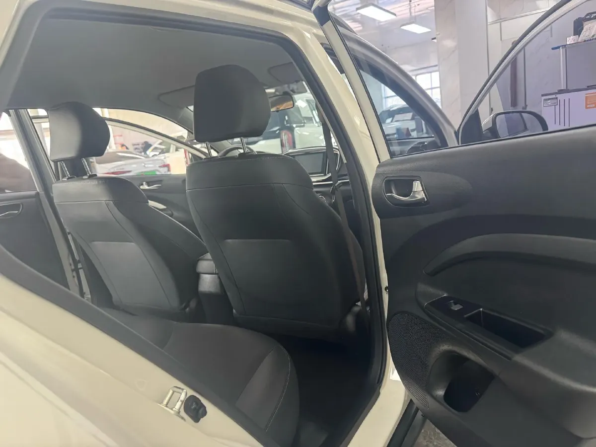 2021 Kia KX1 1.4L 100HP L4 6AT,autocango,china used car exporter,china ev exporter,chinese used car exporter,chinese used ev exporter