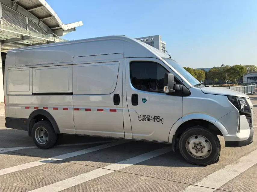 2023 Ford Transit 2.0T 220HP L4 5MT,autocango,china used car exporter,china ev exporter,chinese used car exporter,chinese used ev exporter
