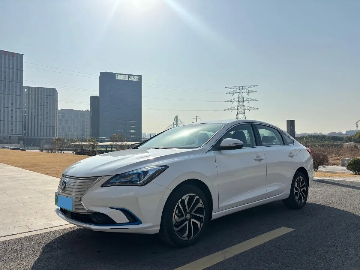 2019 ChangAn Eado BEV 52.56KWH