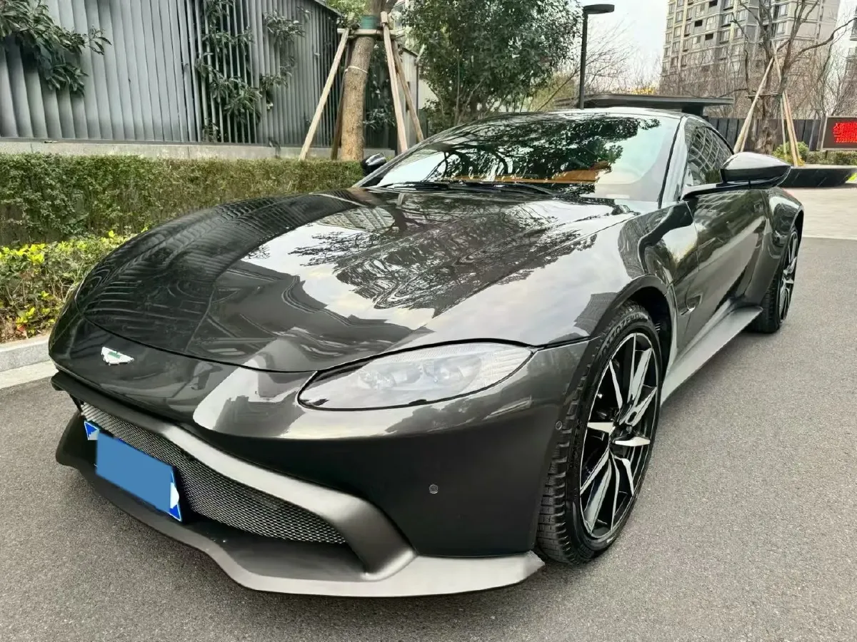 2018 Aston Martin V8 Vantage 4.0T 510HP V8 8AT,autocango,china used car exporter,china ev exporter,chinese used car exporter,chinese used ev exporter
