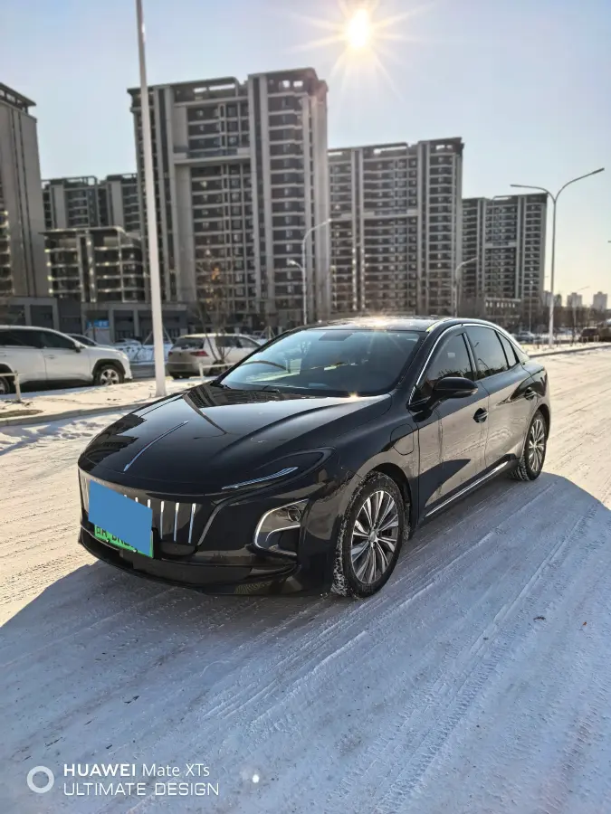 2024 HongQi E-QM5 BEV 72KWH