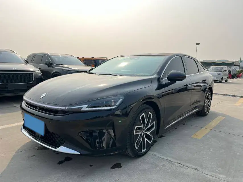 2025 BaoJun XiangJing 1.5T 143HP L4 1DHT PHEV