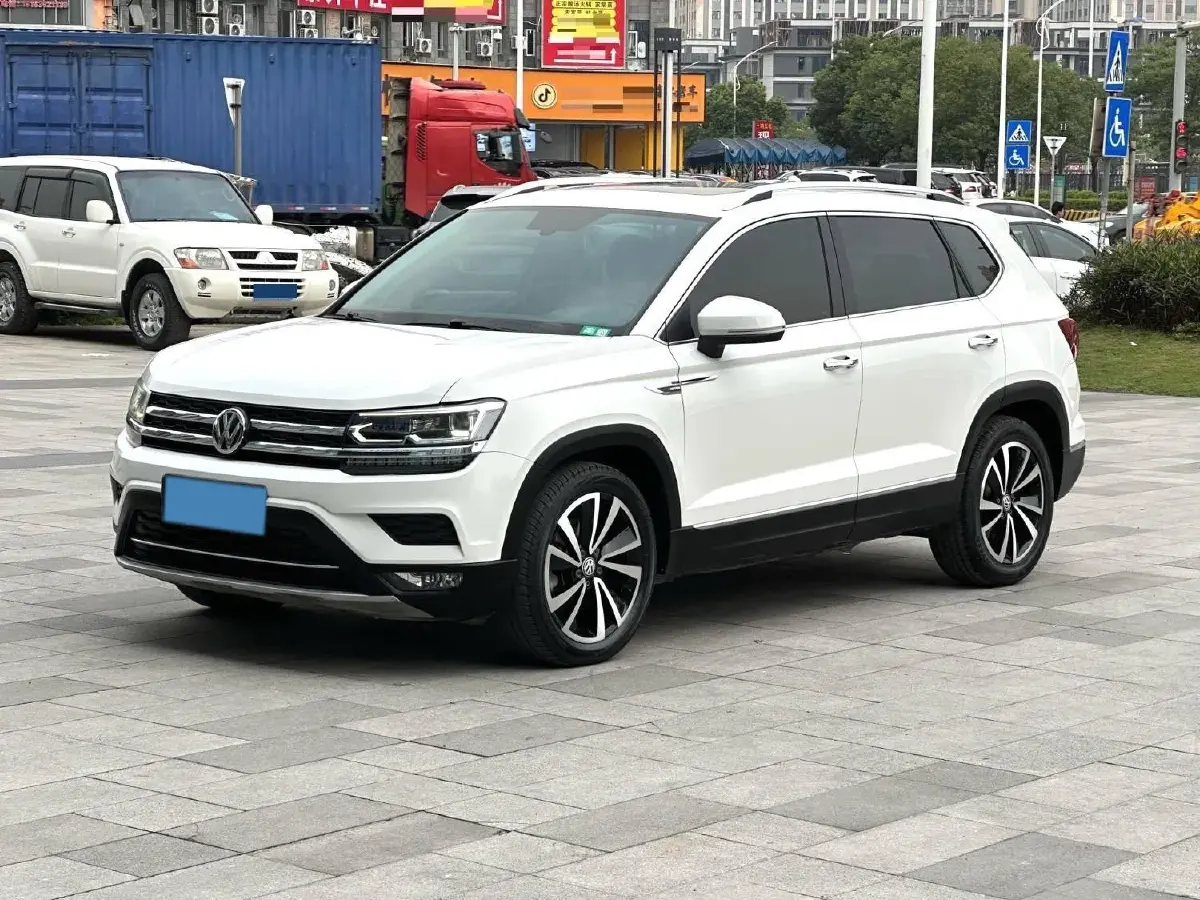 2020 Volkswagen Tharu 2.0T 186HP L4 7DCT