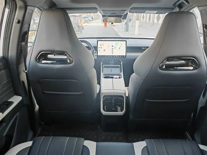 2024 Jetour ShanHai L6 1.5T 156HP L4 1DHT PHEV 19.43KWH,autocango,china used car exporter,china ev exporter,chinese used car exporter,chinese used ev exporter