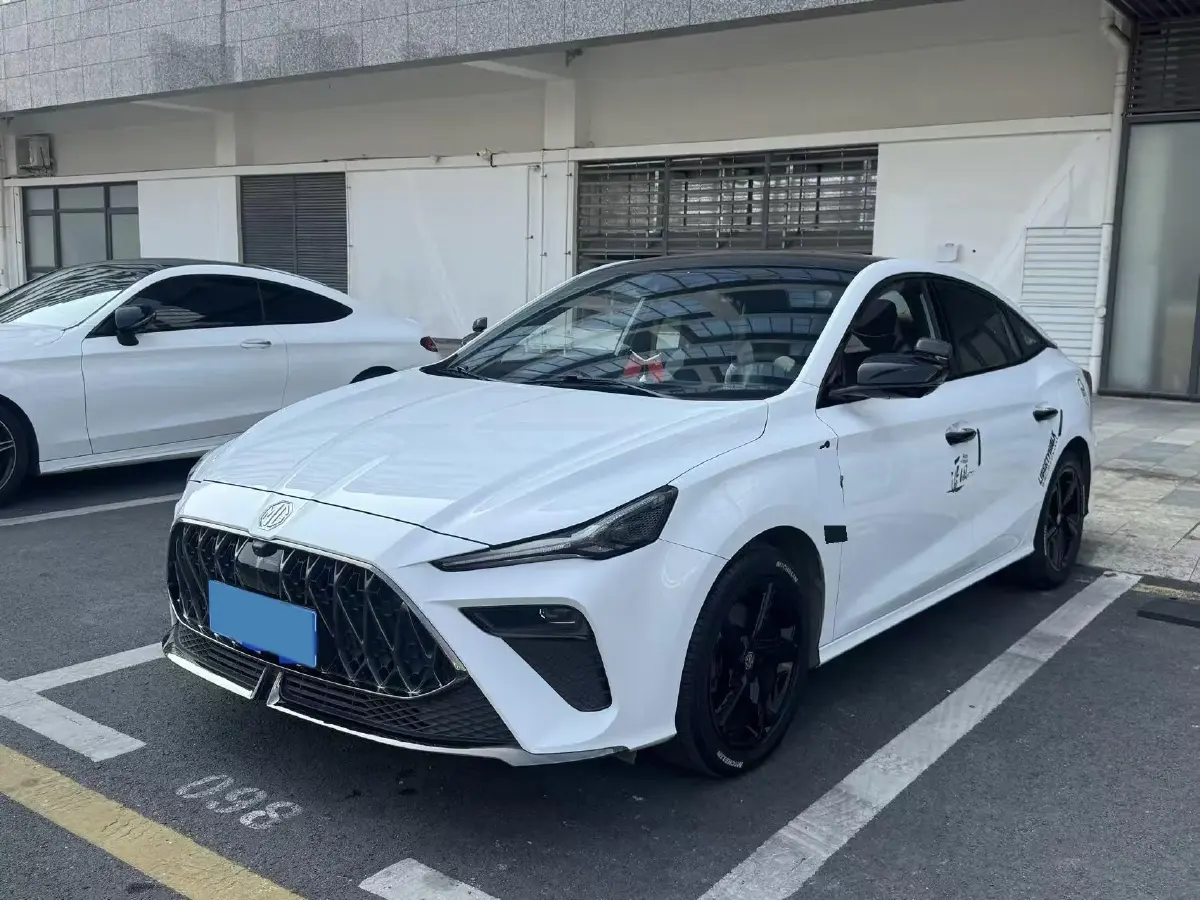 2022 MG 5 Scorpio 1.5T 181HP L4 7DCT