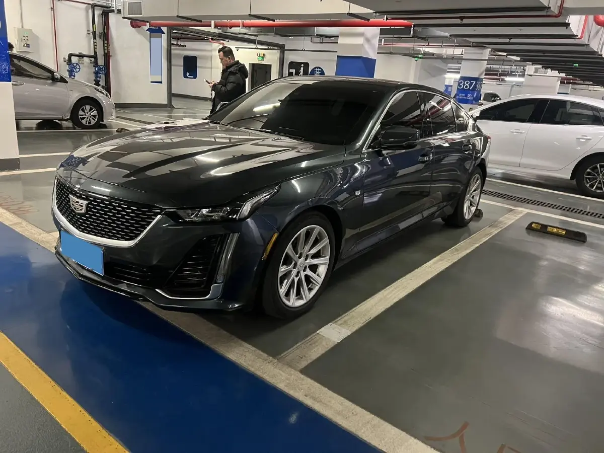 2020 Cadillac CT5 2.0T 237HP L4 10AT
