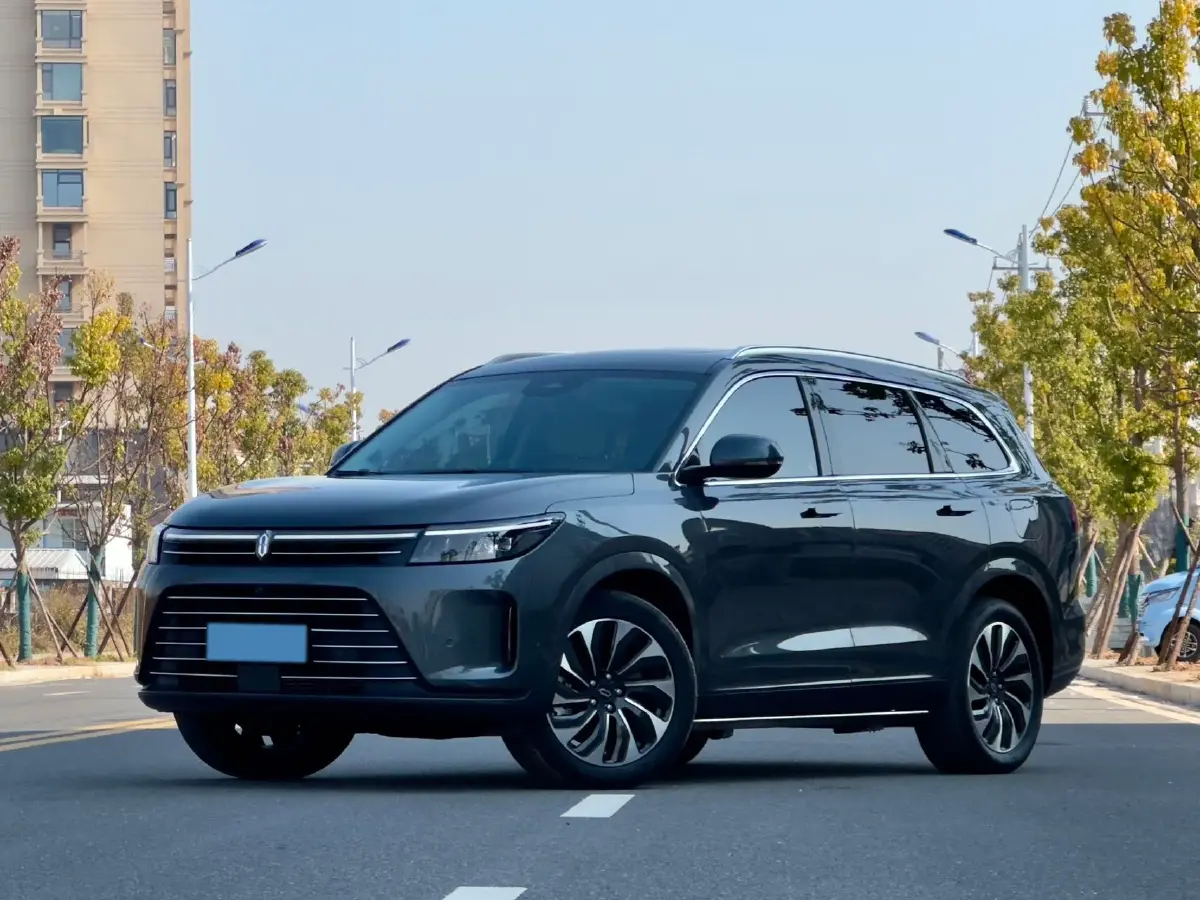 2022 Volvo S60 2.0T 197HP L4 8AT