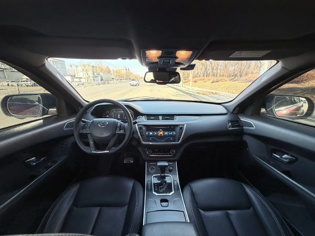 2018 Landwind X7 1.5T 163HP L4 8AT,autocango,china used car exporter,china ev exporter,chinese used car exporter,chinese used ev exporter