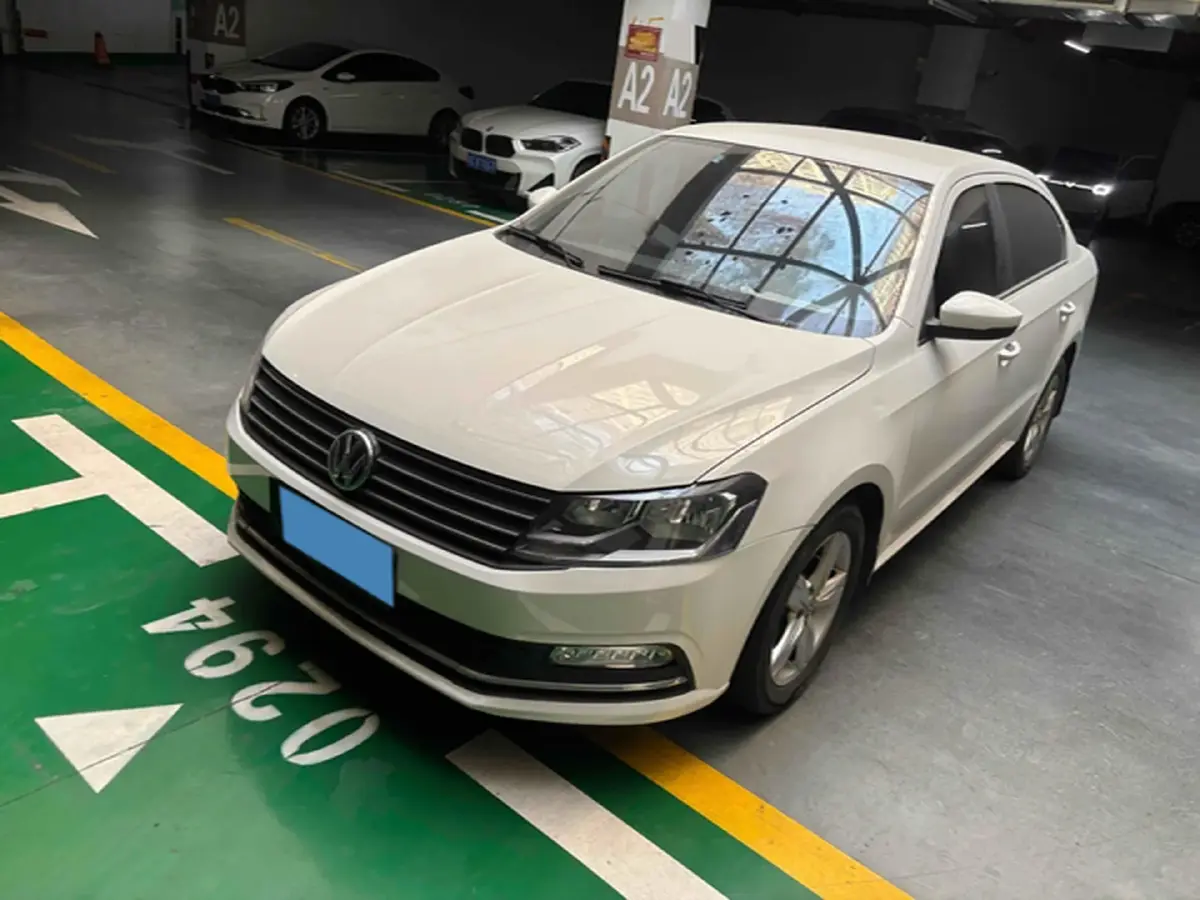 2017 Volkswagen Lavida 1.6L 110HP L4 6AT