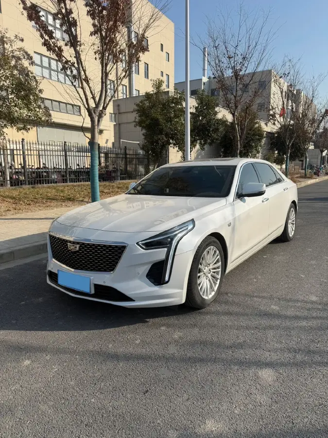 2022 Cadillac CT6 2.0T 237HP L4 10AT