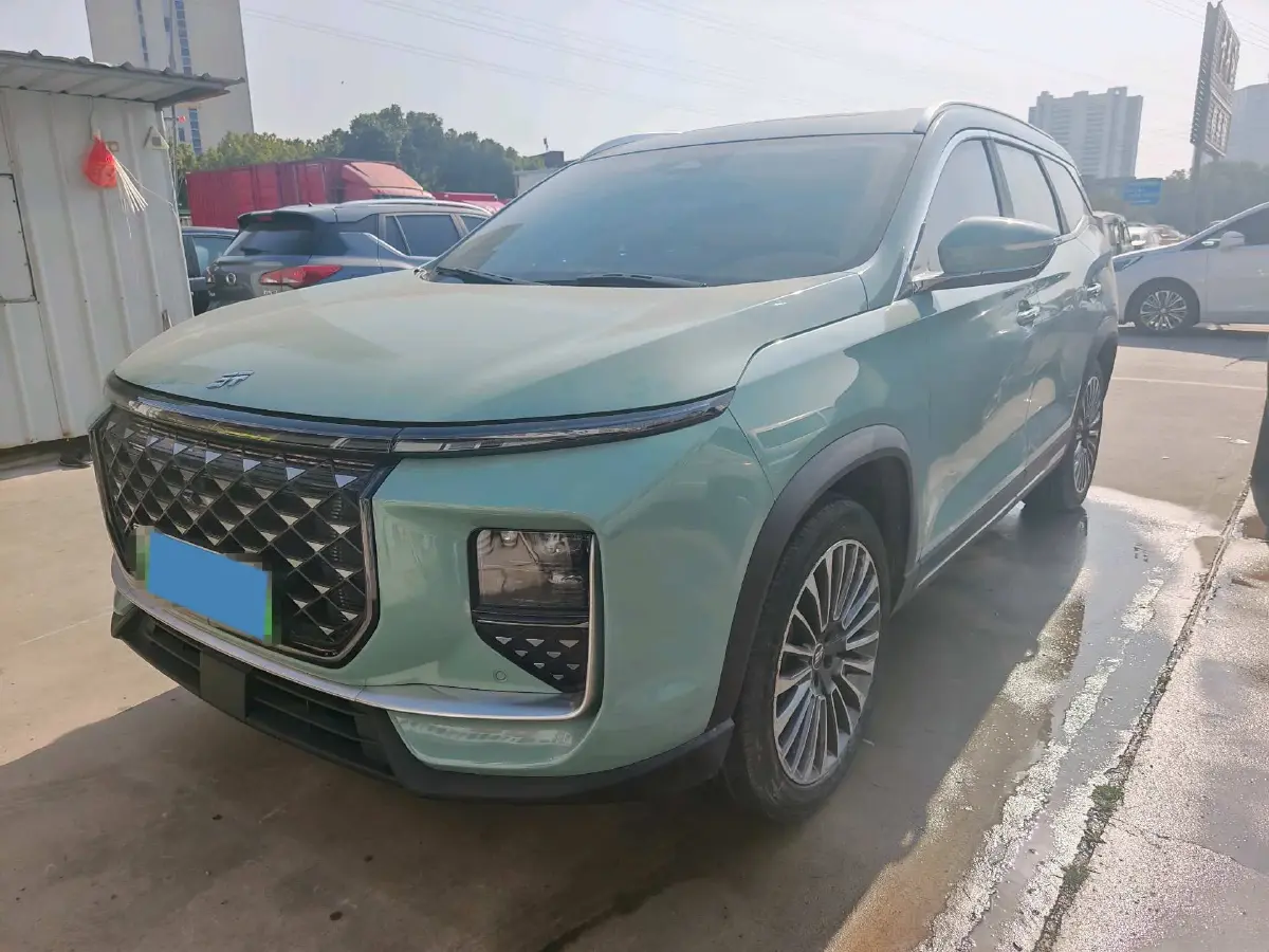 2023 Chery Tiggo 9 2.0T 261HP L4 8AT