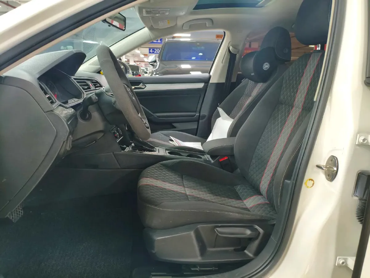 2021 DongFeng Forthing S50EV BEV 57.2KWH,autocango,china used car exporter,china ev exporter,chinese used car exporter,chinese used ev exporter