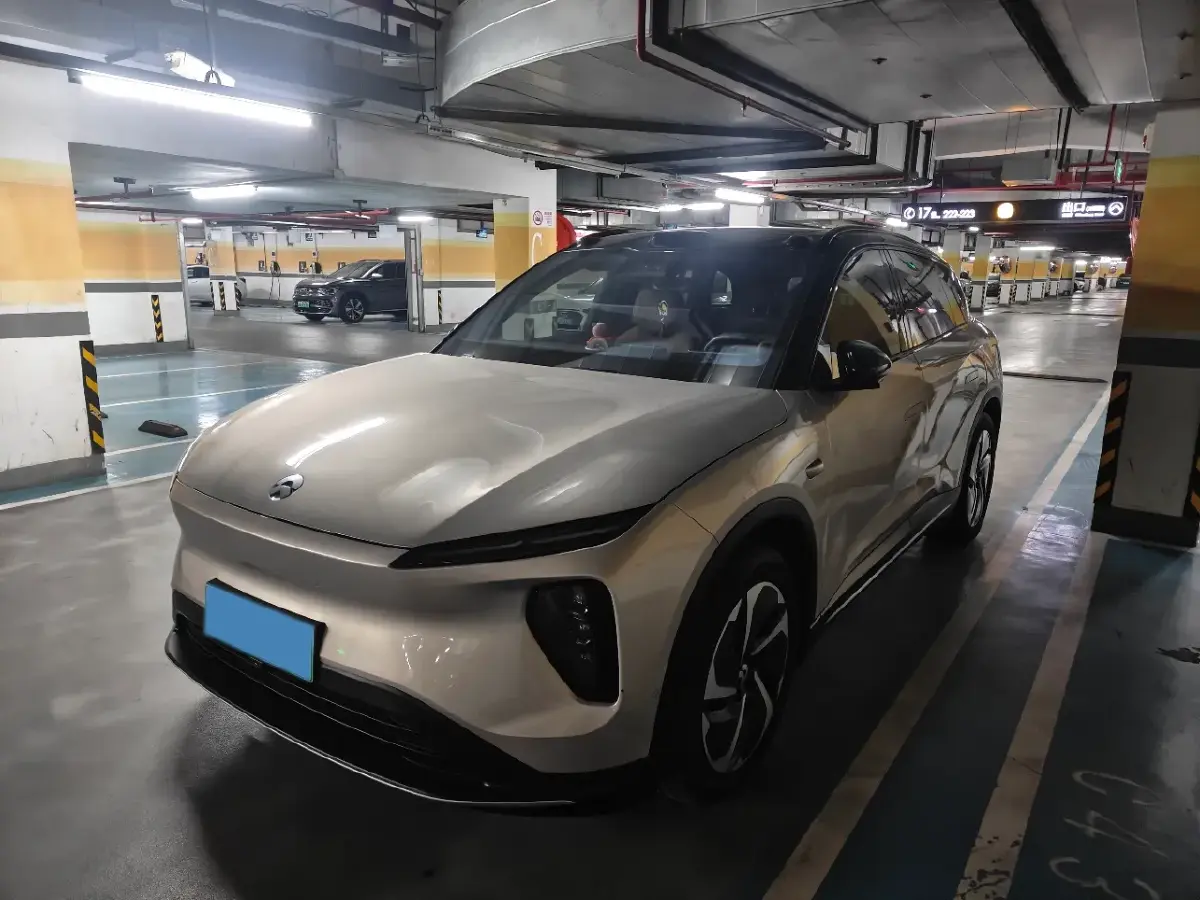 2023 NIO ES6 BEV 75KWH