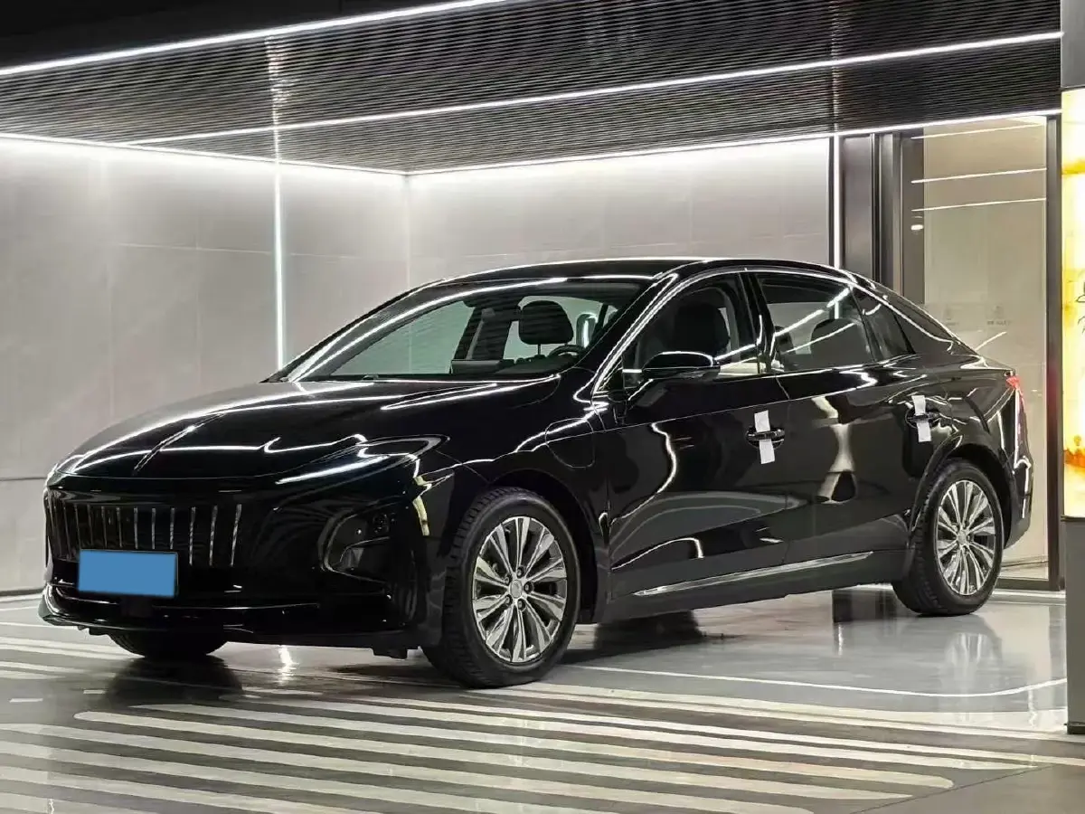 2022 HongQi E-QM5 BEV 54KWH