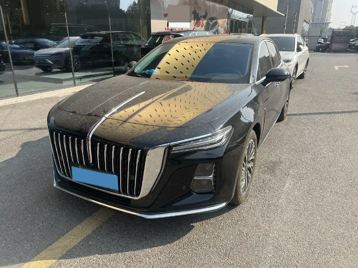 2024 HongQi H5 2.0T 224HP L4 8AT