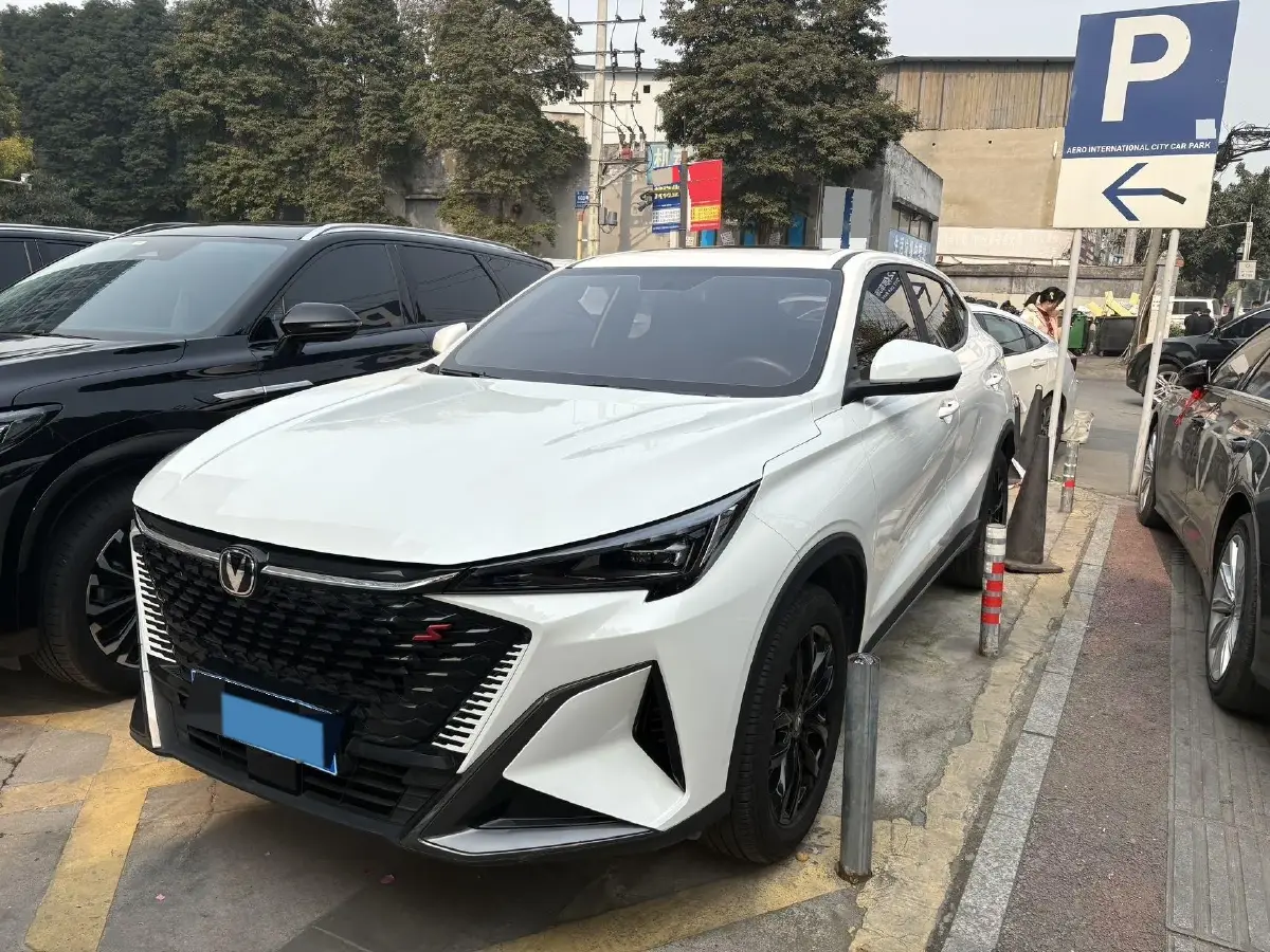2025 ChangAn X5 PLUS 1.5T 188HP L4 7DCT