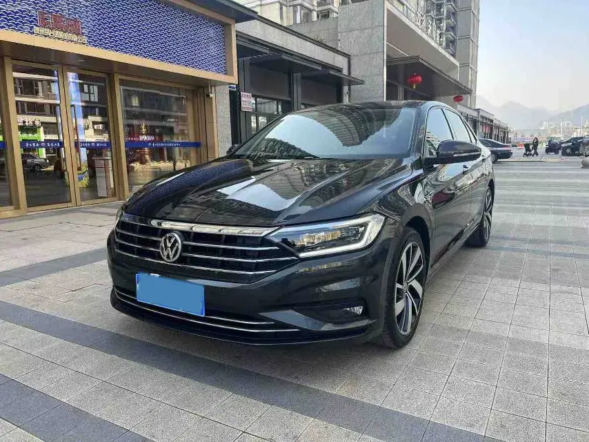 2021 Volkswagen Sagitar 1.4T 150HP L4 7DCT